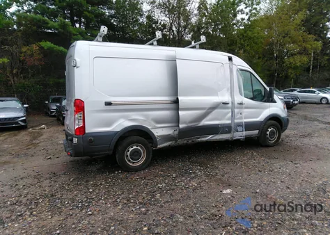 2017 Ford Transit-250 z USA, uszkodzony, nr VIN 1FTYR2CM8HKA29281